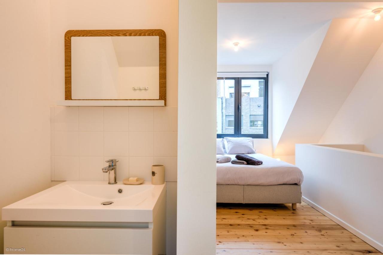 Stylishly Furnished Private Home In A Vibrant Area 安特卫普 外观 照片