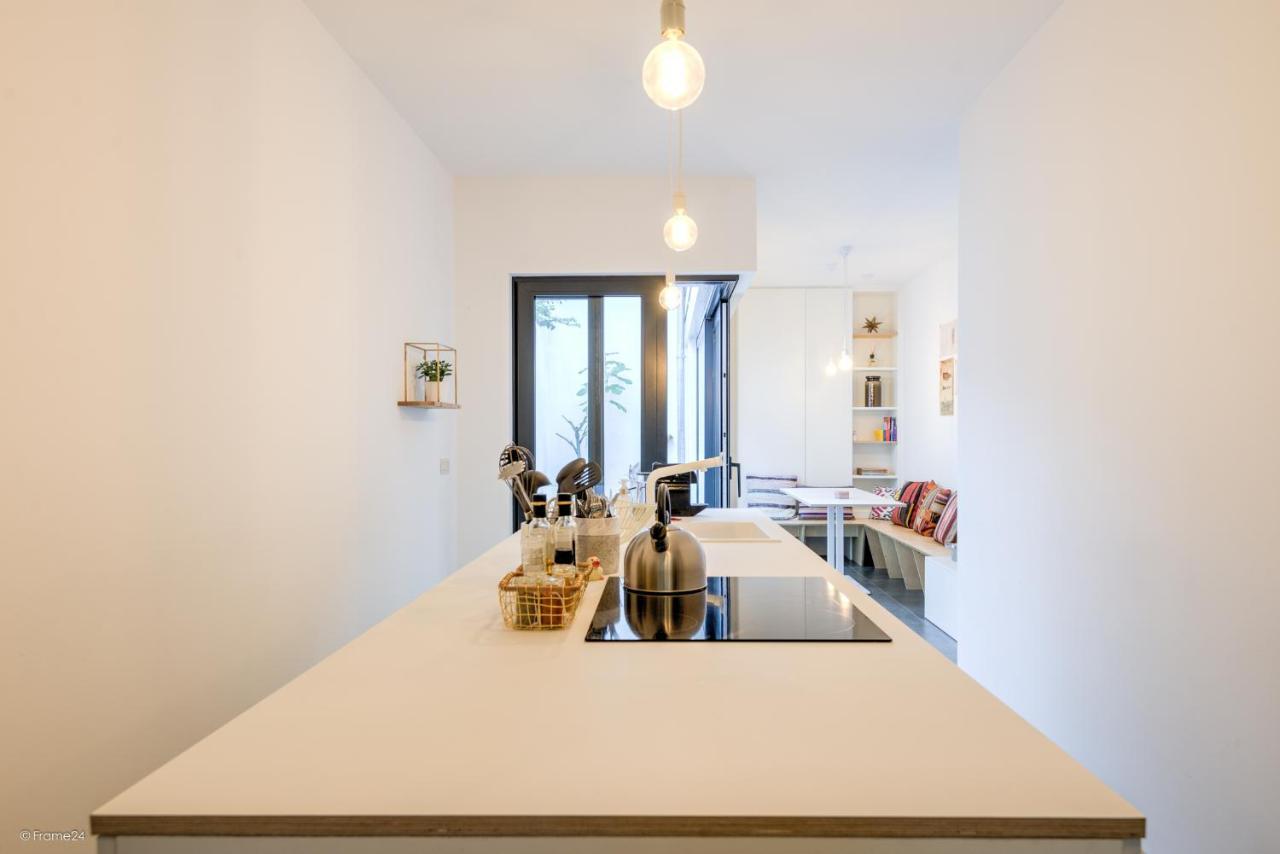 Stylishly Furnished Private Home In A Vibrant Area 安特卫普 外观 照片